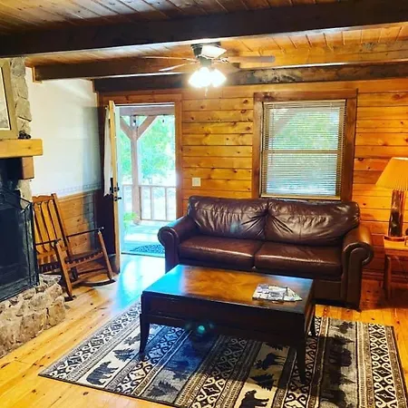 Cozy Cabin At Bear Mountain Log Cabins Eureka Springs Exterior photo